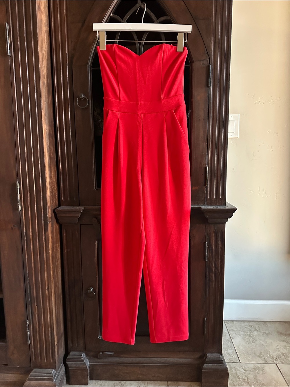 EXPRESS Strapless Red Jumpsuit with Sweetheart Neckline Size 00 Excellent